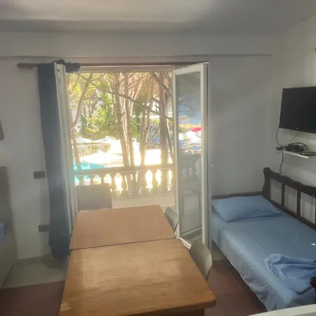 Hotel Reni