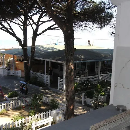 Reni 3* Golem (Tirana)